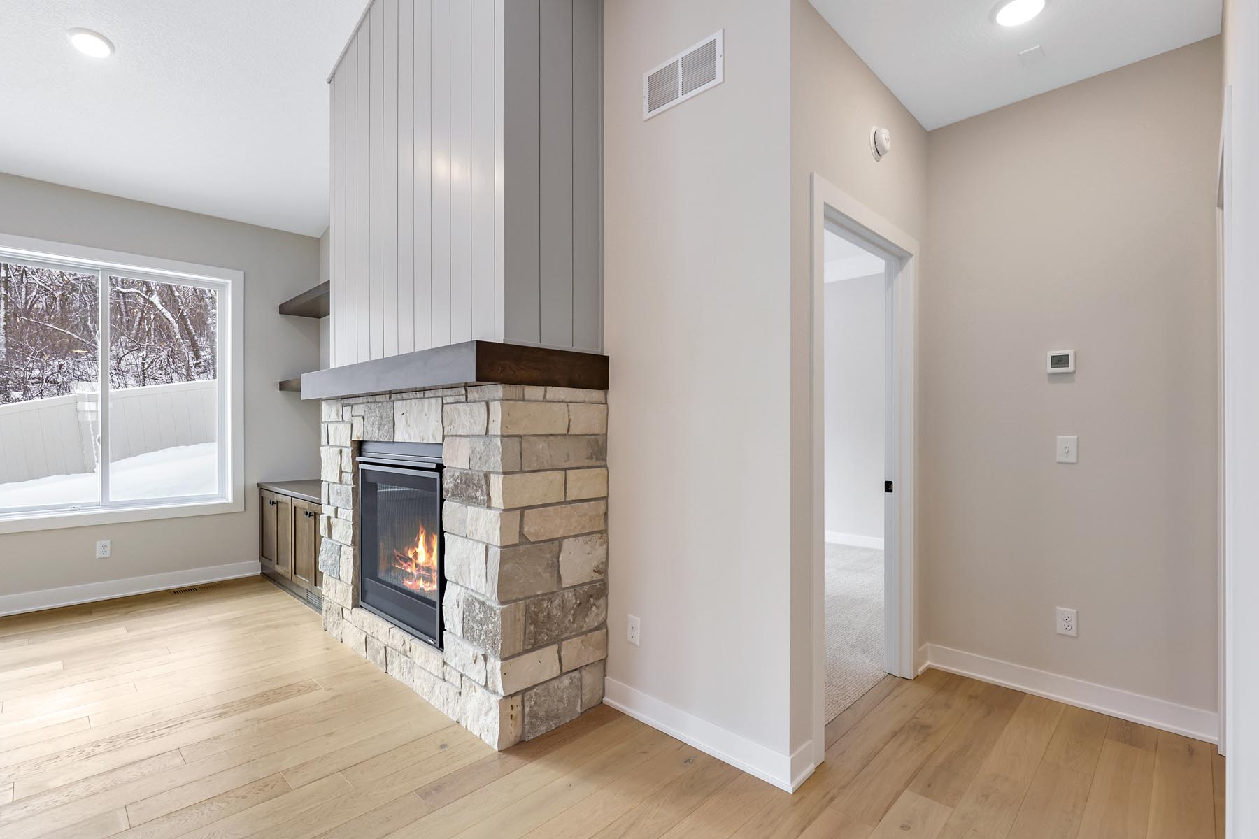 harkness-cottage-grove-living-area-fireplace